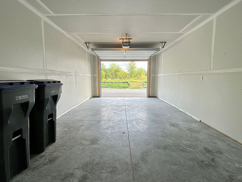 1st image of 770 Peregrine Cir #8