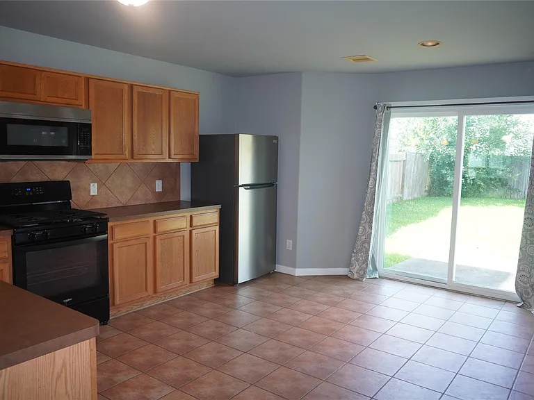 2663 Skyview Grove Ct — Photo 9
