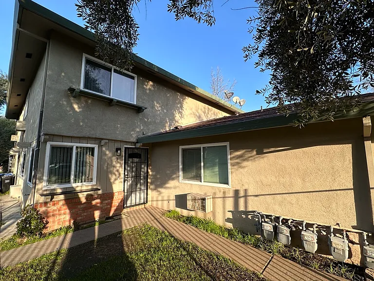 901 Carro Dr #3 — Photo 20
