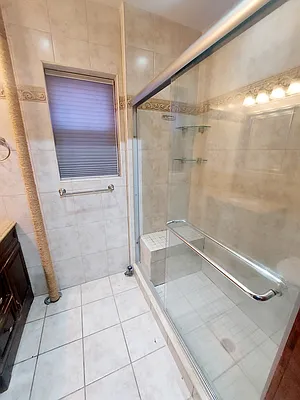 Rented by Bond New York | media 18