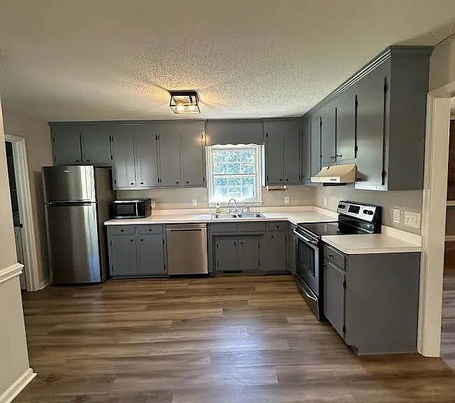 50 Monica Dr — Photo 7