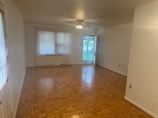 3 bed, 1073 sqft, $1,750 — Photo 4
