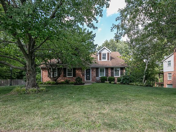 2nd image of 109 Vanderbilt Dr