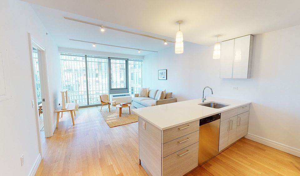 1st image of 550 W 54th St #755