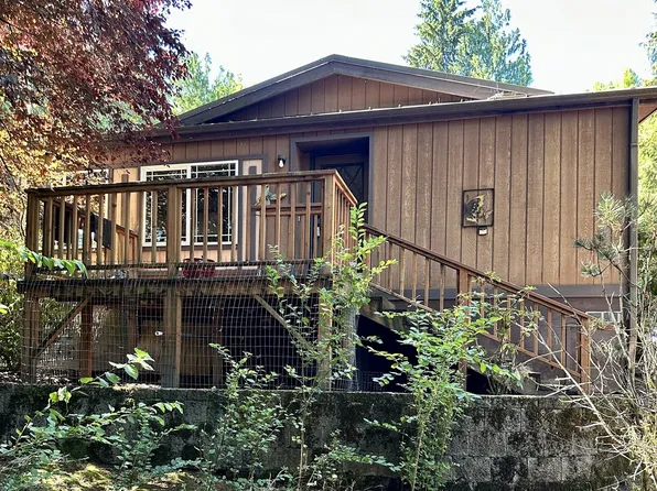 92736 Triangle Lake Resort Rd, Blachly, OR 97412