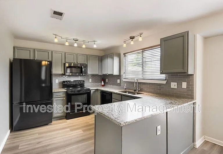 4849 N Foxtail Dr — Photo 8