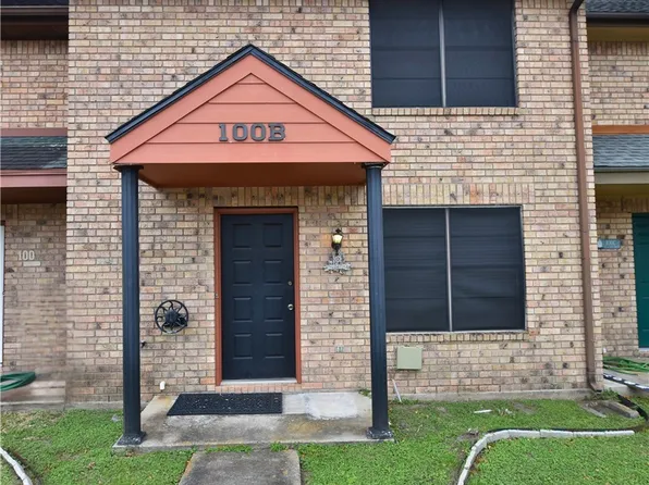 100 Seascape Dr APT B, Port Lavaca, TX 77979