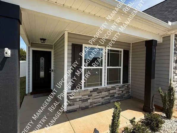 611 Spartan Commodor Ln, Inman, SC 29349