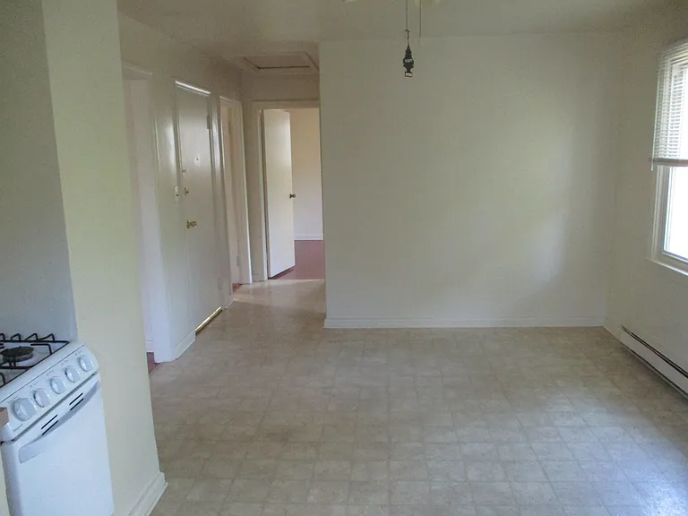 218 E Gilpin Ave #A — Photo 5