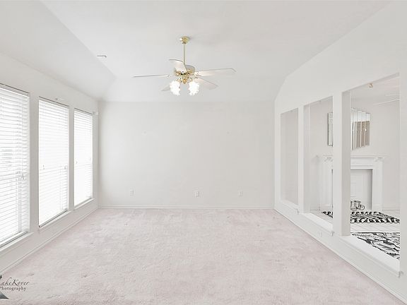 4th image of 4326 Garden Grove Ln