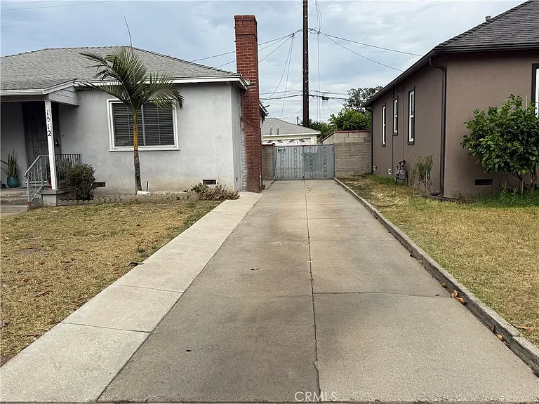 1012 S Almansor St #B — Photo 2