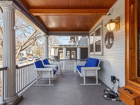 3rd image of 1011 Maple Ave