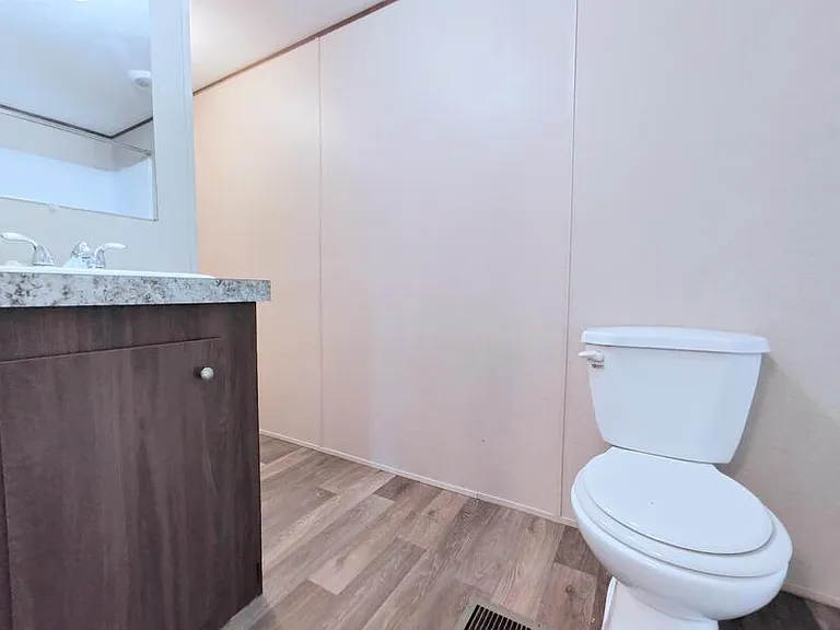 337 W Tower Ln — Photo 7