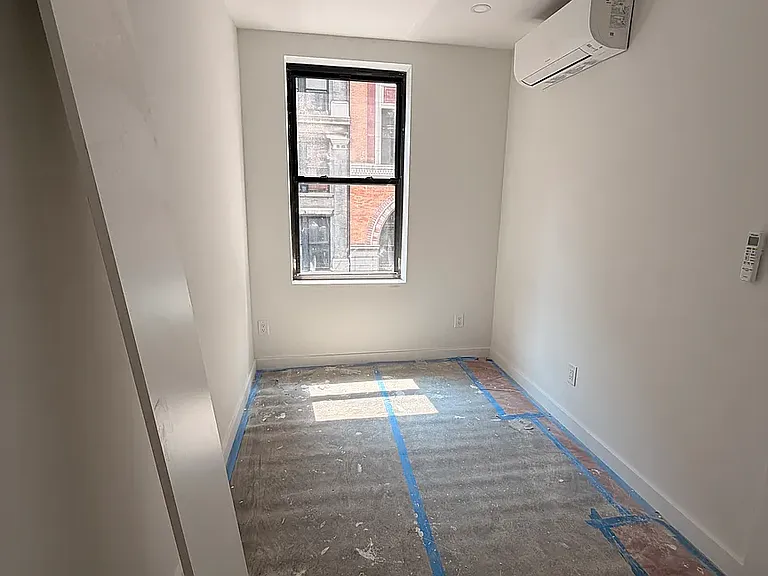 25 E 20th St #3 — Photo 8