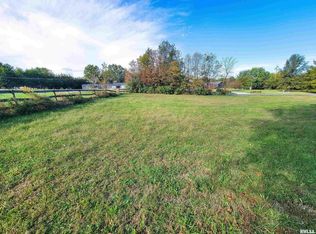 4788 N Holly Rd, Olney, IL 62450