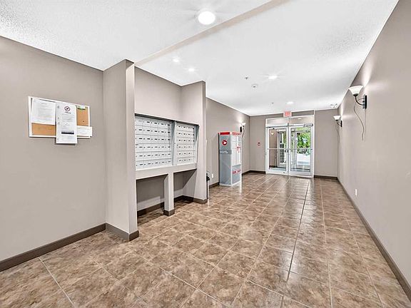 4th image of 120 Country Village Cir NE #414