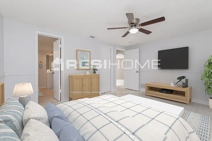 10210 Old Orchard Ln — Photo 10