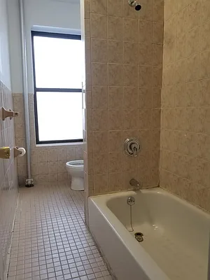 Rented by Lang Realty LLC | media 30