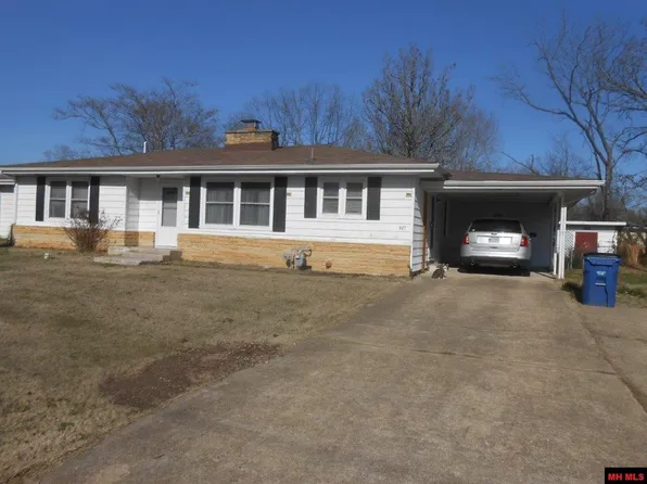 627 E 6th St, Mountain Home, AR 72653