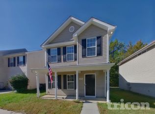 5424 Henderson Oaks Dr, Charlotte, NC 28269