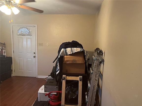 4th image of 2672 Mexico St