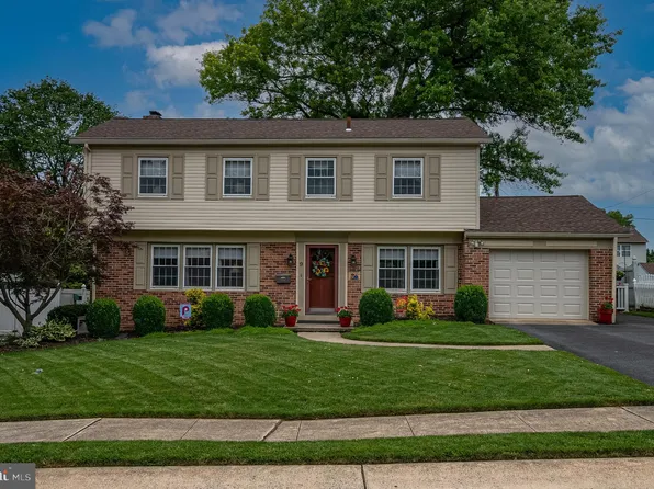 9 Kevin Ct, Wyomissing, PA 19610