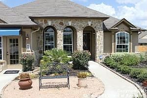 2nd image of 602 Oakmont Way