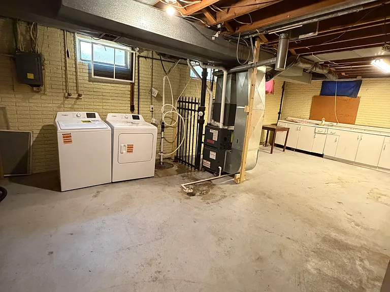 204 Westbourne Rd — Photo 11