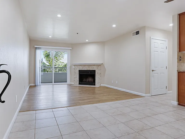 Shasta Terrace Apartments — Photo 6
