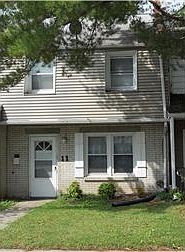 1st image of 11 Nathan Hale Ct