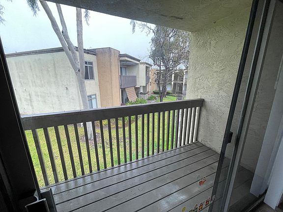 2nd image of 432 Edgehill Ln Unit 186