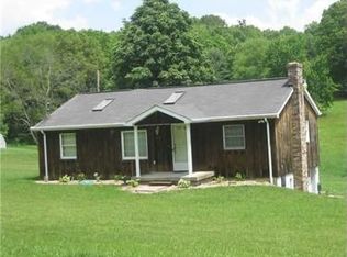 463 Dutchtown Rd, Butler, PA 16002