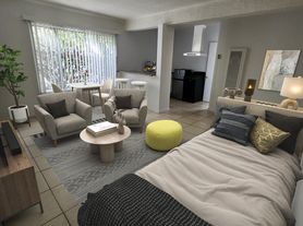 12711 Pacific Ave, Los Angeles, CA