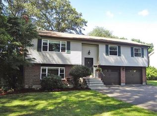 33 Gould St, Needham, MA 02494