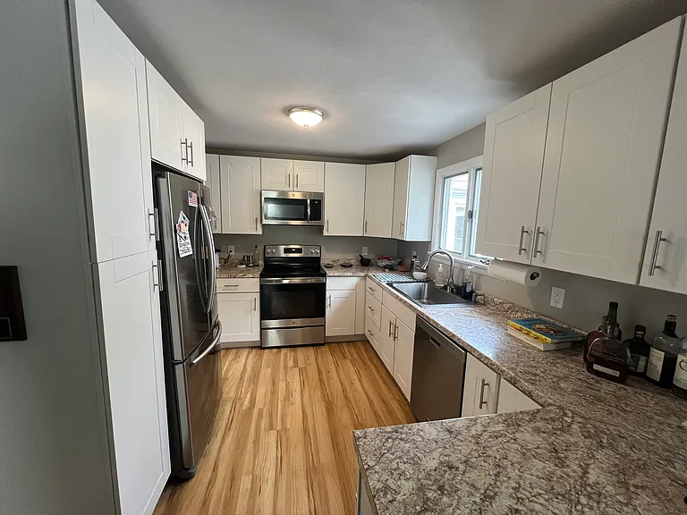2 Lincoln Ave #3 — Photo 1
