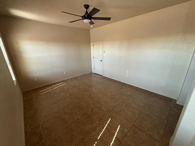 1427 N Avenida Serenidad Ave — Photo 20