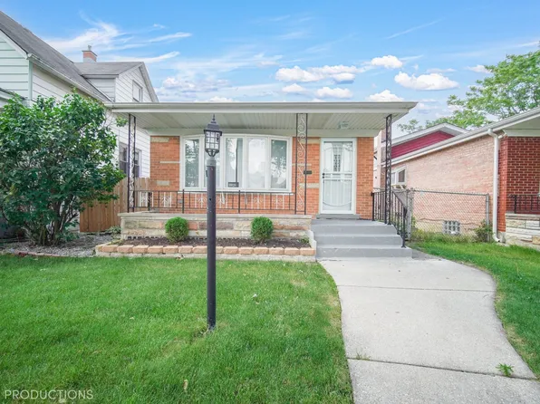 10026 S Peoria St, Chicago, IL 60643