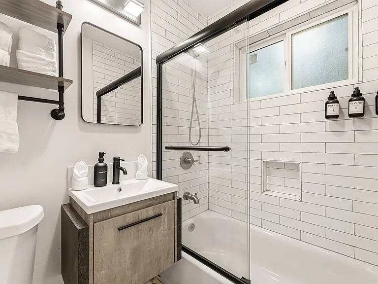 734 N Redondo Ave #734 — Photo 9
