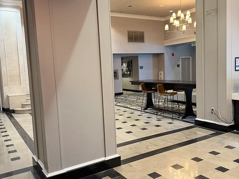 525 W Lafayette Blvd #16C — Photo 41