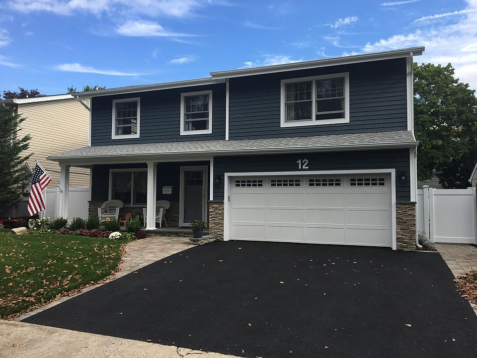 1st image of 12 Marlin Ln