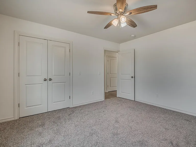 816 W Nevada Ave — Photo 22
