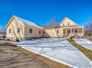 662 Center Rd, Lebanon, ME 04027