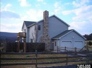 1410 New Rd, Orrtanna, PA 17353