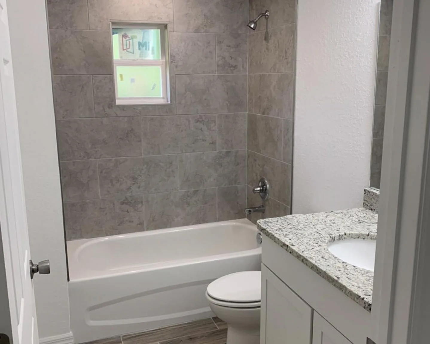 3 bed, 1396 sqft, $1,675 — Photo 2