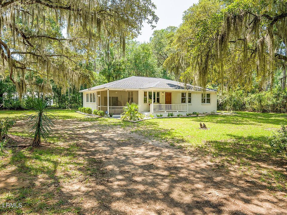 81 Seaside Rd, Saint Helena Island, Sc 29920 