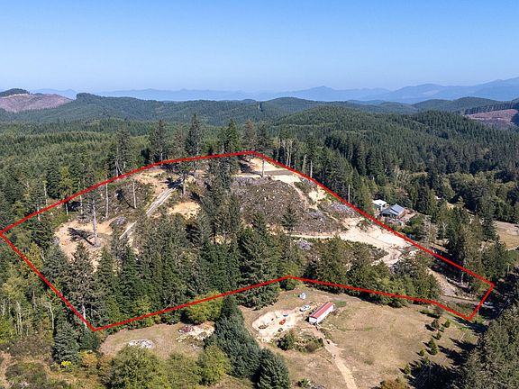 2nd image of 1207 Sandlake Rd
