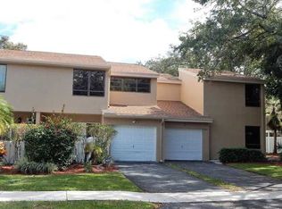 9886 Fairway Cove Ln #0, Plantation, FL 33324
