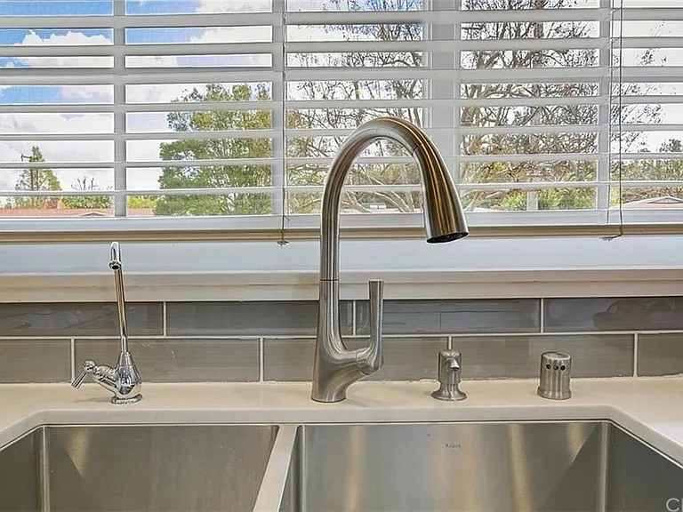 205 Primrose Ave — Photo 16