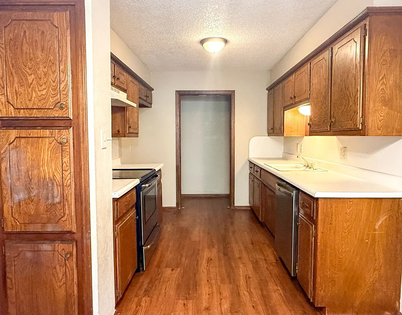 3 Bedroom Duplex | Edmond Schools — Photo 1