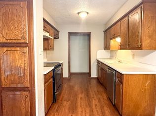 101 Sahoma Ter, Edmond, OK 73013